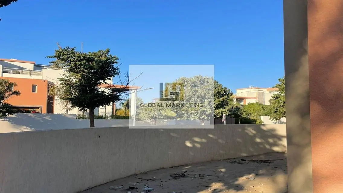 Exceptional Property in Prime Location