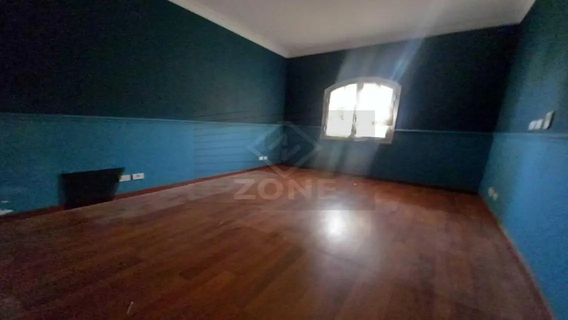 Luxurious Office in the Banks Area of Madinaty