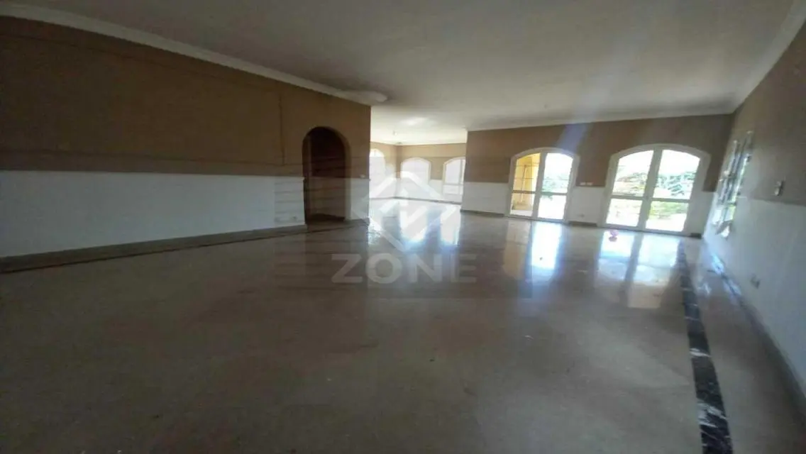 Luxurious Office in the Banks Area of Madinaty