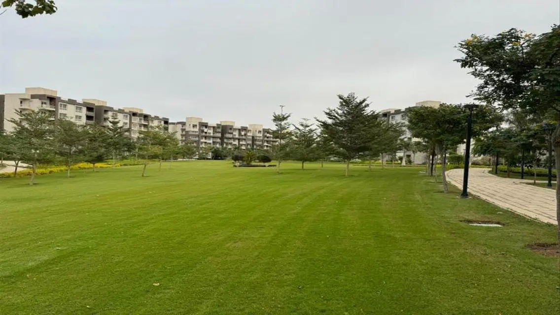Luxury 3-Bedroom Apartment in All Seasons Park