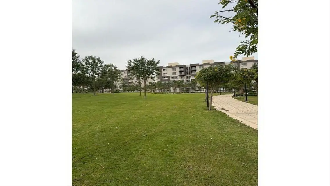 Luxury 3-Bedroom Apartment in All Seasons Park