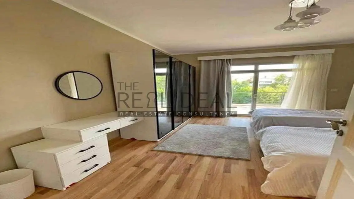Luxury Villas with Spacious Layout and Private Garden - DP5-22-12
