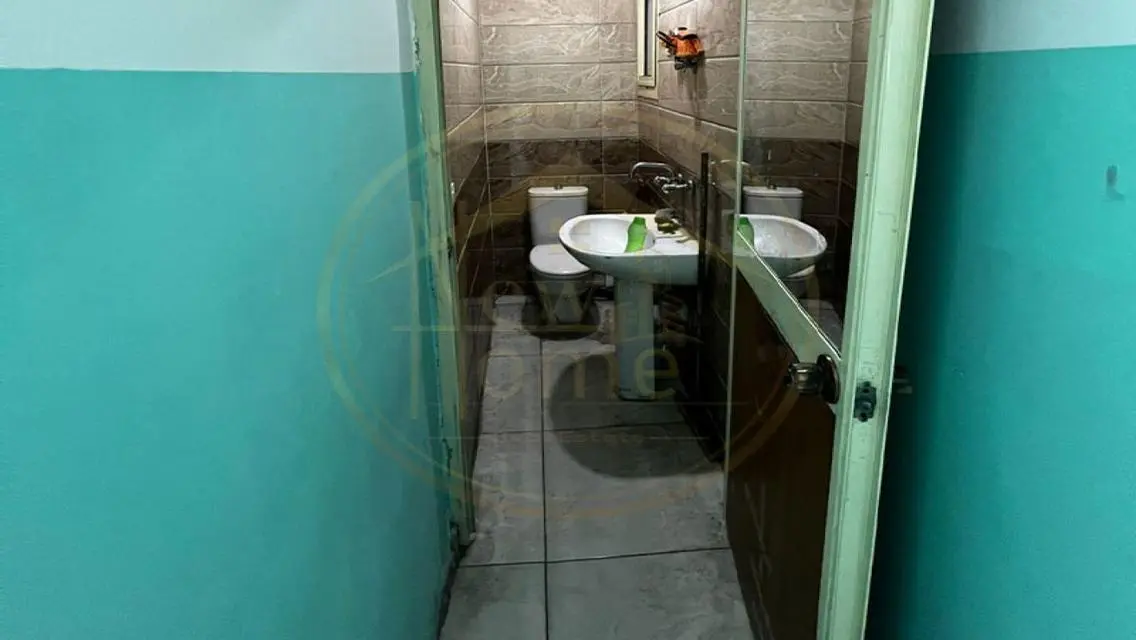 Licensed Administrative Headquarters for Sale - 135 m²