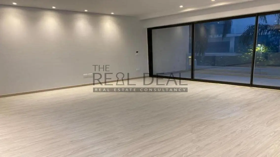 Luxury Villa for Sale in Stone Park Compound - New Cairo