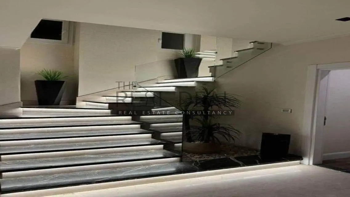 Luxury Villa for Sale in Stone Park Compound - New Cairo