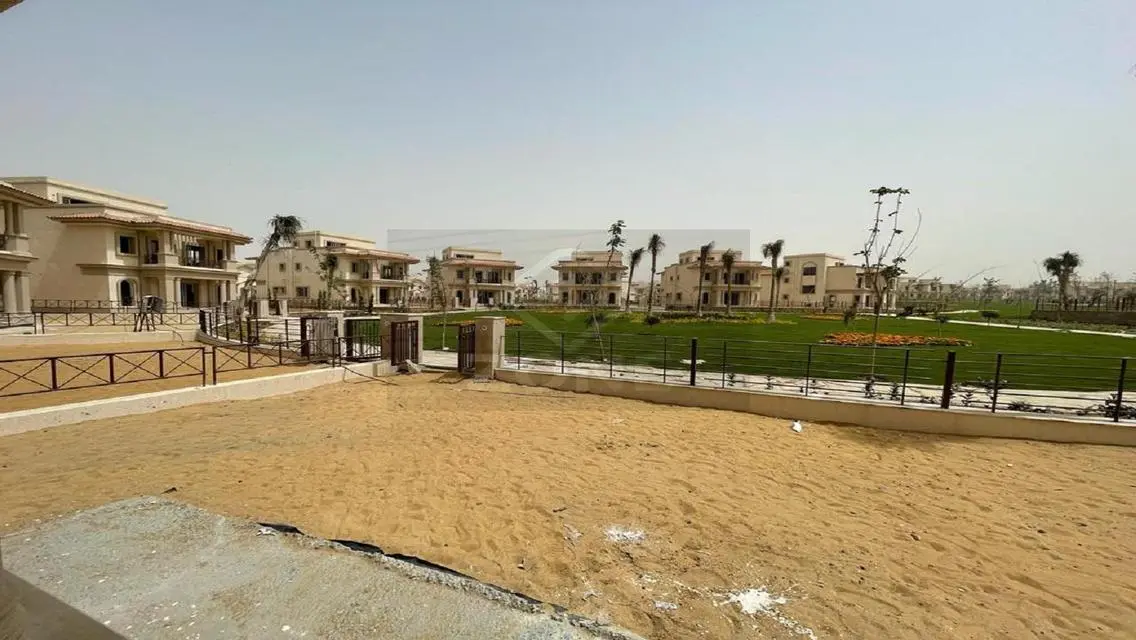 فيلا فاخرة للبيع في منطقة D3