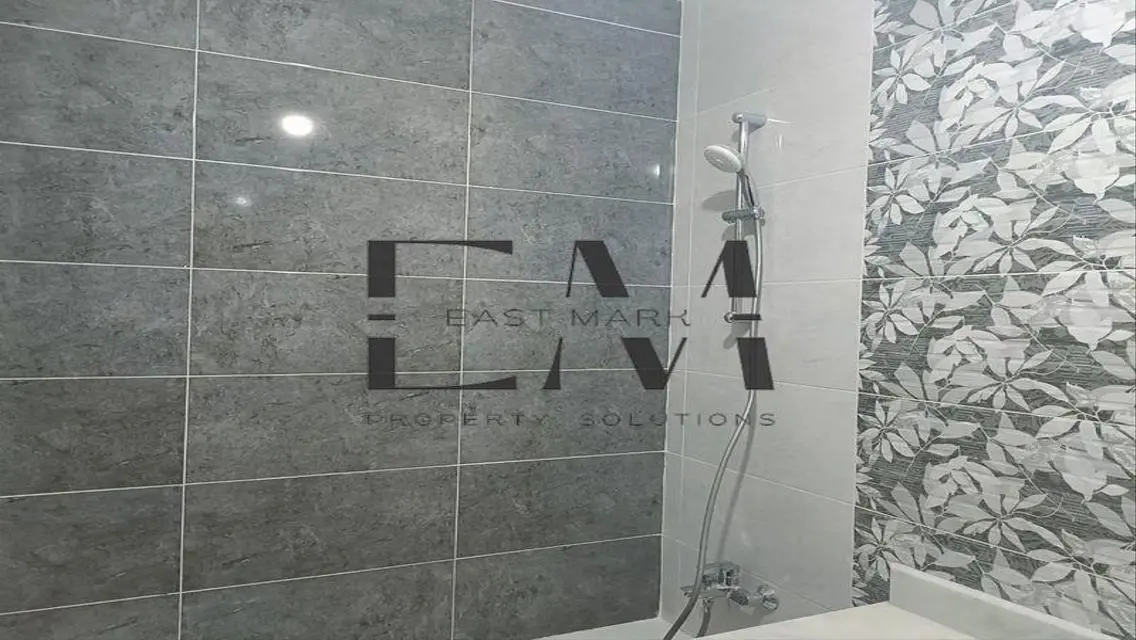 Penthouse for Sale in Promenade Wadi Degla - New Cairo