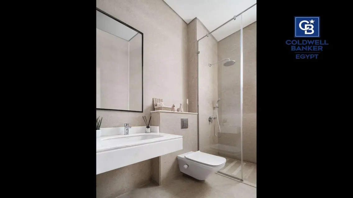 Luxury Villa for Sale in Ora