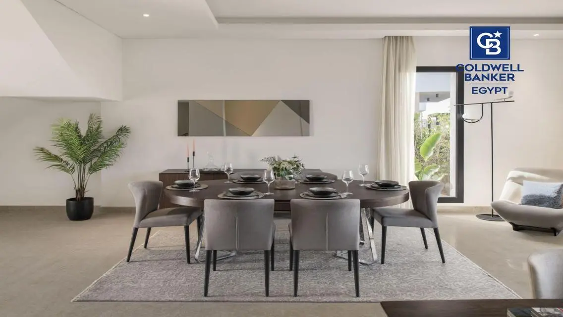 Luxury Villa for Sale in Ora