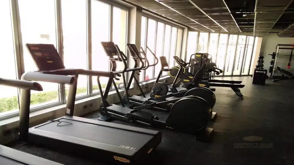 Luxury Apartment with Spacious Amenities and Private Pool