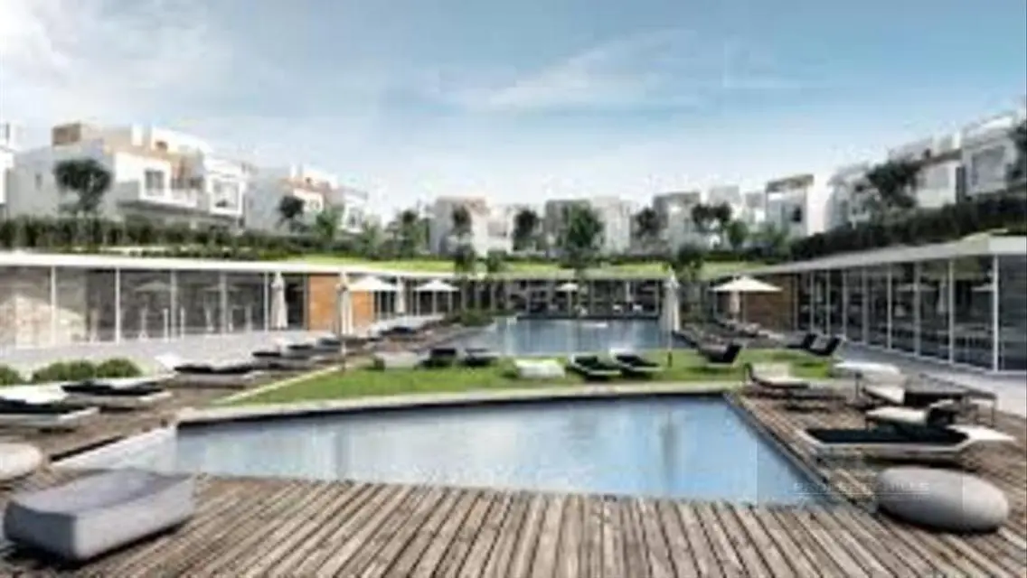 Luxury Apartment with Spacious Amenities and Private Pool