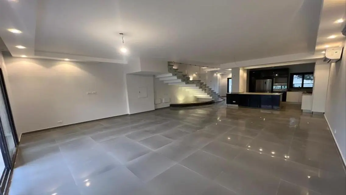 Luxury Apartment with Complete Amenities