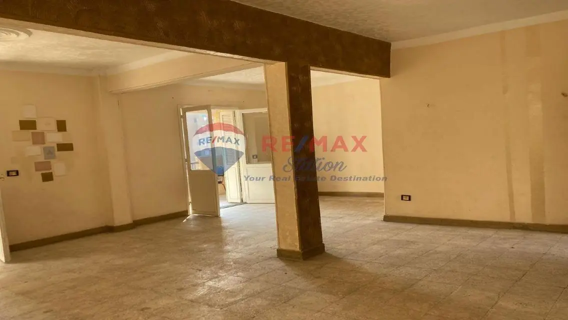 Two-bedroom Apartment in the Heart of the City