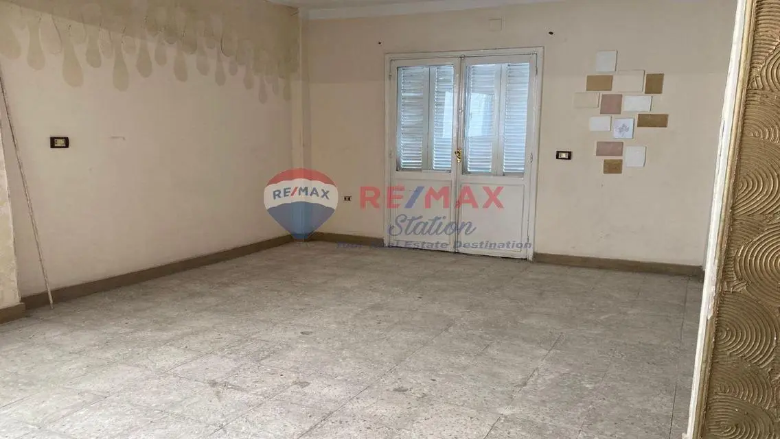 Two-bedroom Apartment in the Heart of the City