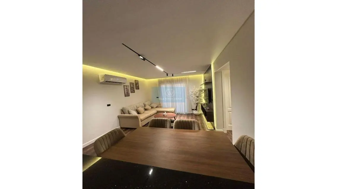 Apartment for Rent in M9 - 400 sqm