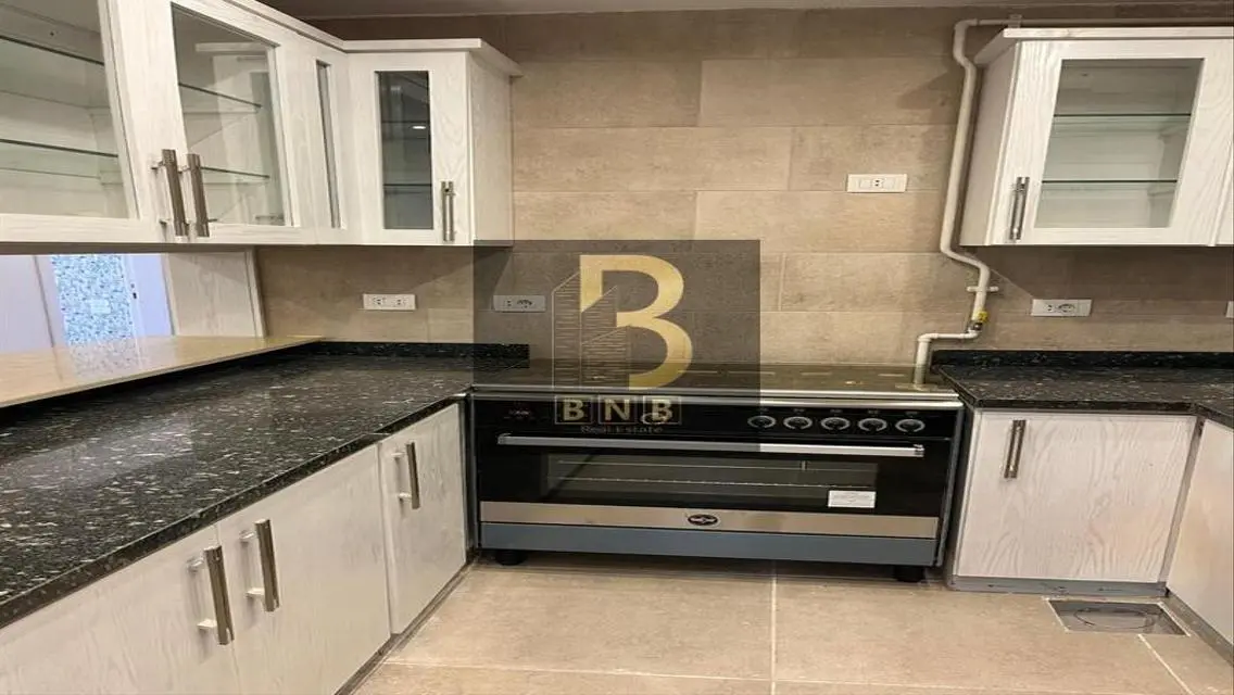 Luxurious Apartment of 150 Square Meters in the Heart of the City
