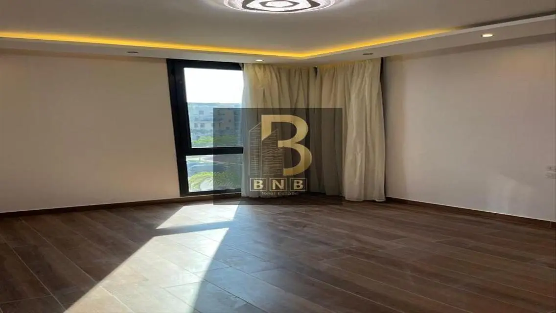 Luxurious Apartment of 150 Square Meters in the Heart of the City