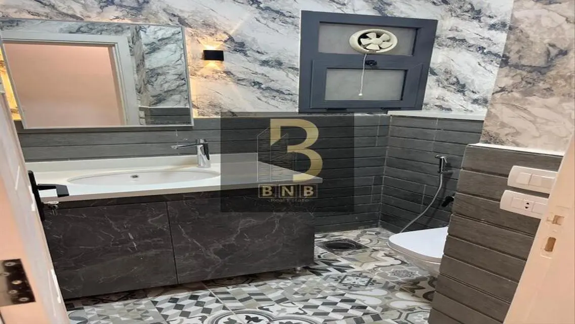 Luxurious Apartment of 150 Square Meters in the Heart of the City
