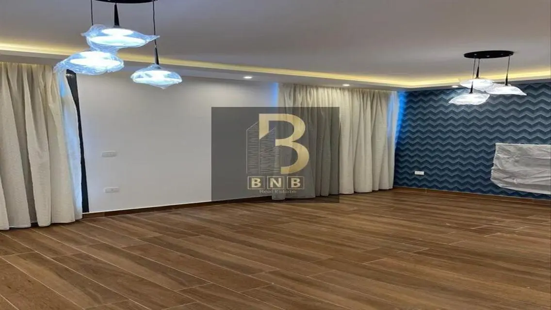 Luxurious Apartment of 150 Square Meters in the Heart of the City