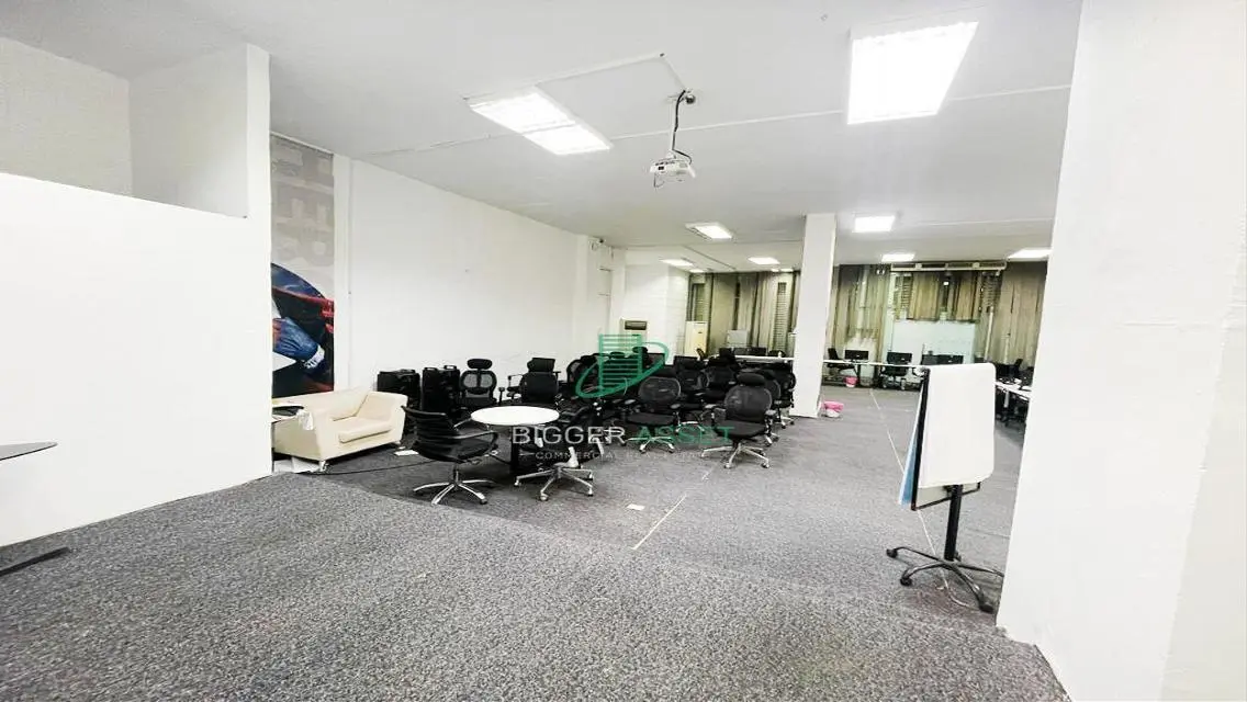 Luxury Apartment for Sale - 1000 Square Meters
