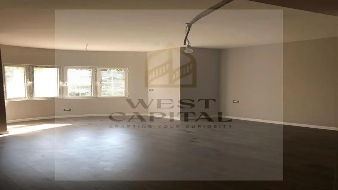 Luxury Apartment with Private Garden and Shared Pool