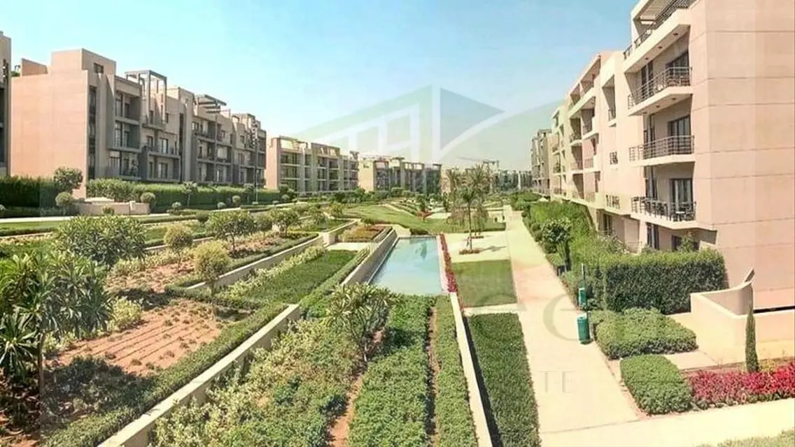 Luxurious 4 Bedroom Apartment with Stunning View