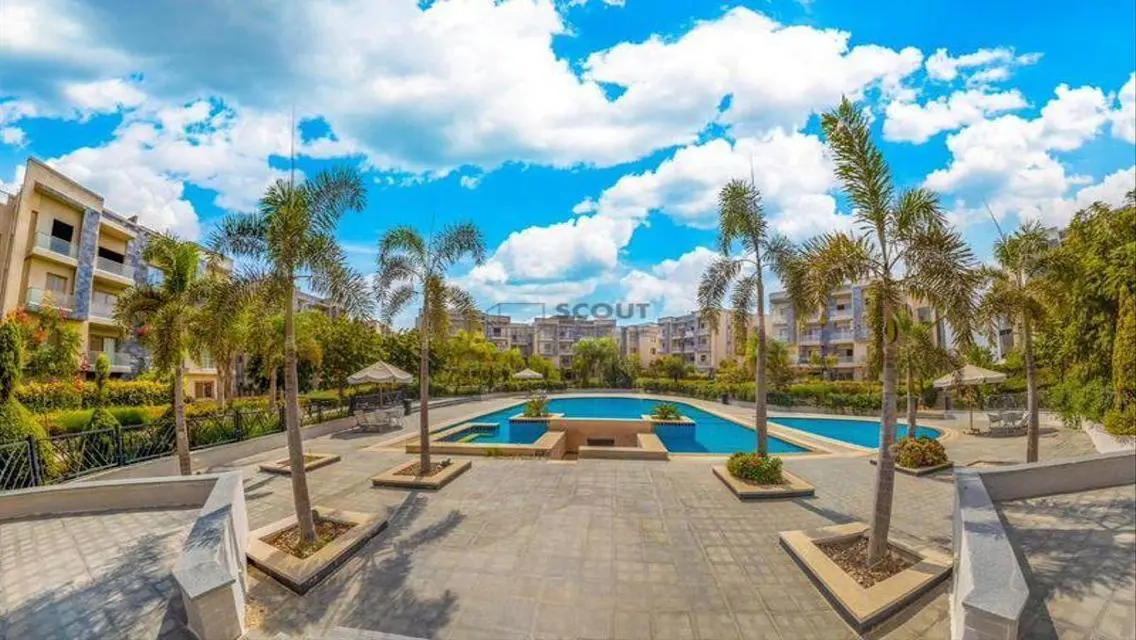 Luxury Apartment with Stunning Lake View for 810,000 EGP