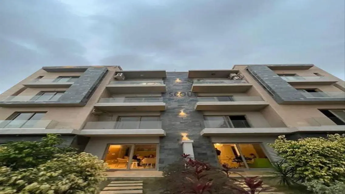 Luxury Apartment with Stunning Lake View for 810,000 EGP