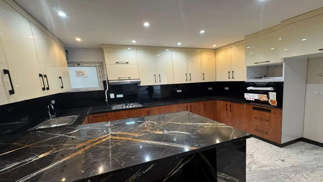 Luxurious Apartment in Hyde Park - 600 m²