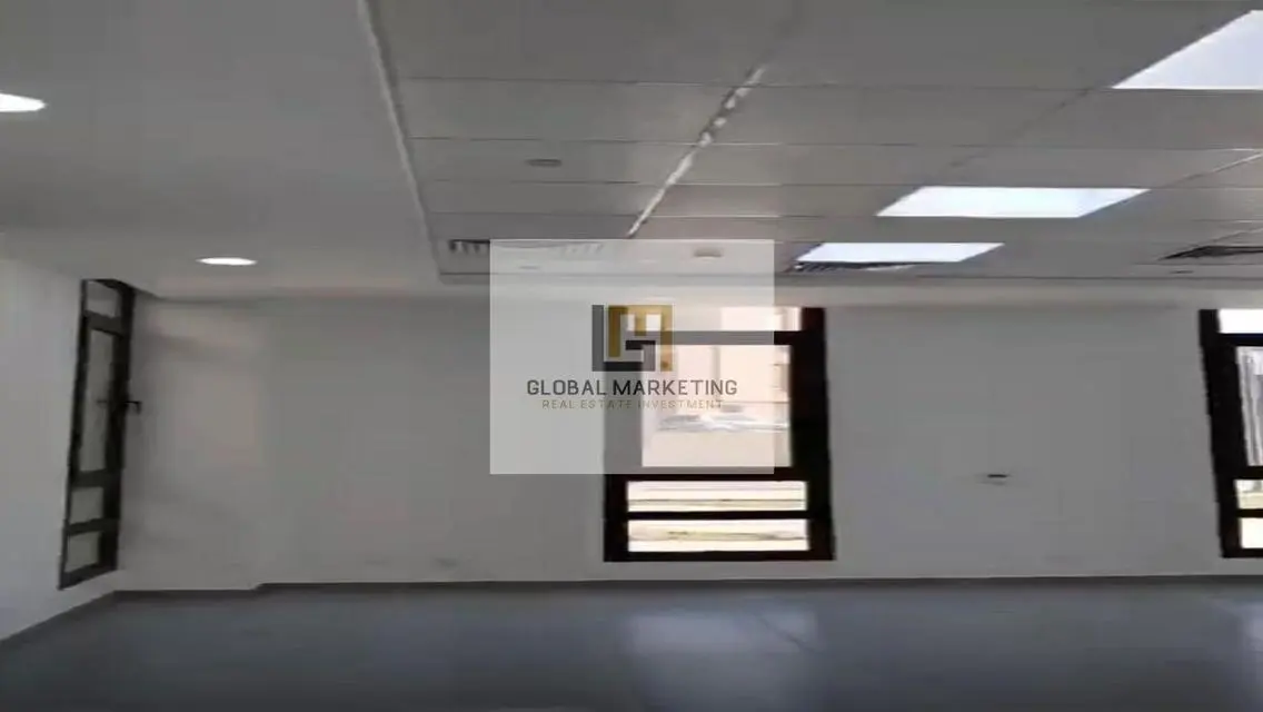 Office Space in District 5