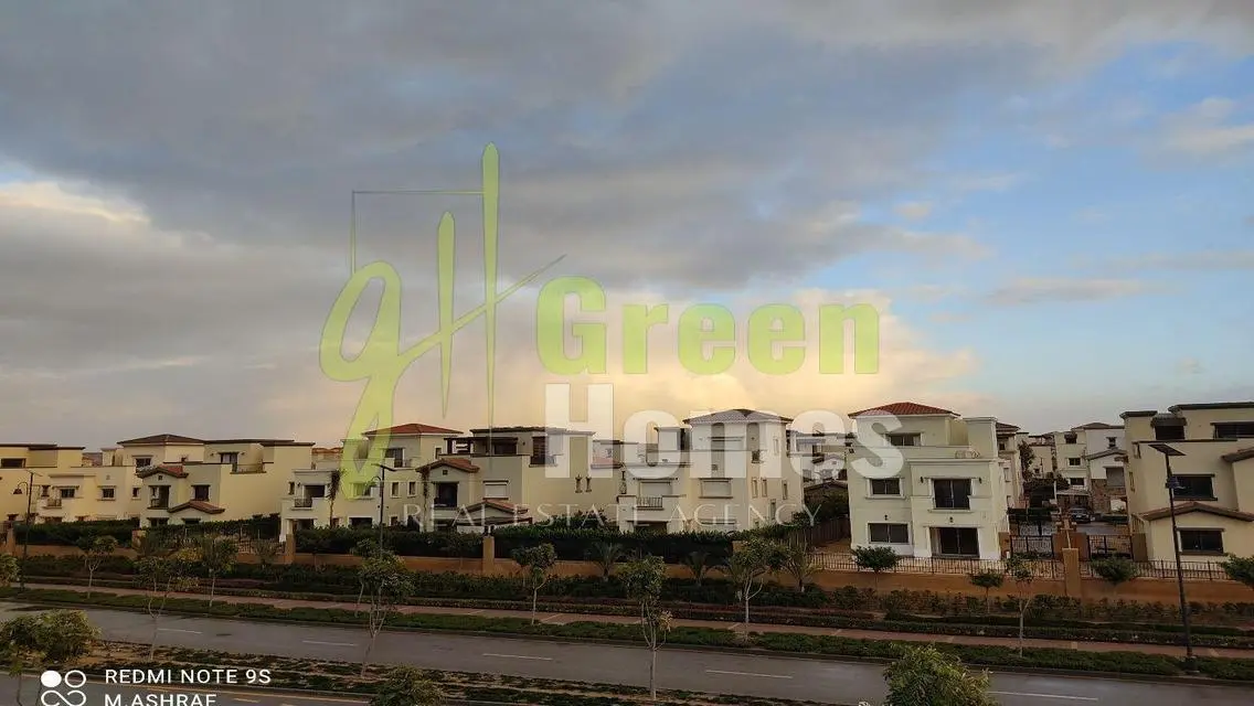 Stunning Green Home for Sale - 6060000 Meters - 35,000,000 EGP