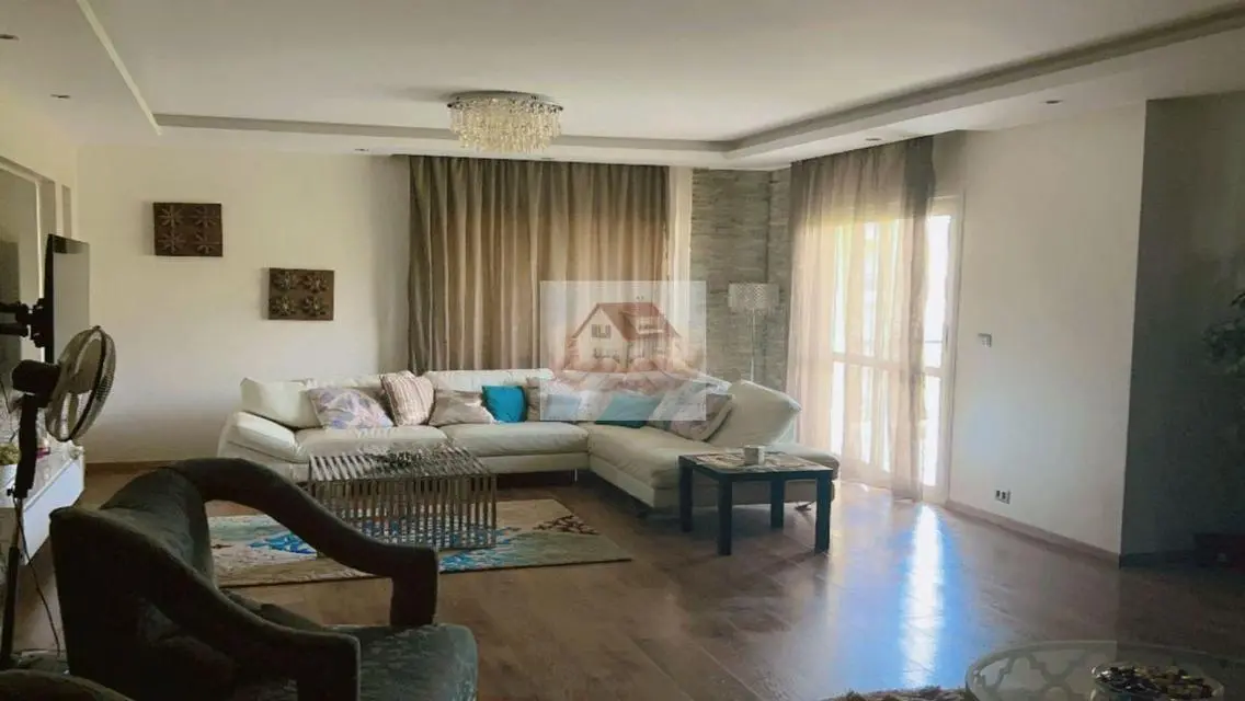 فيلا فاخرة بمساحة 224 متر للبيع
