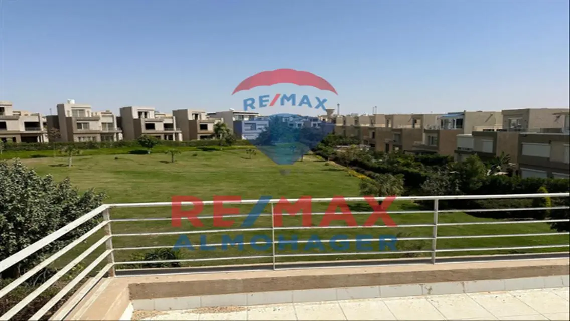 Luxury Apartment for Sale - 300 sqm with Garden and Shared Pool