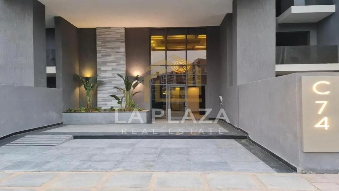 Luxury Villa with Spacious Layout and Full Amenities