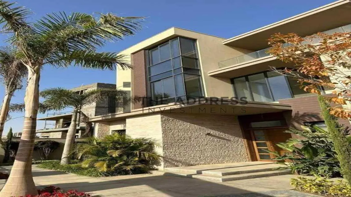 فيلا فاخرة في نيو كايرو بإطلالة ساحرة