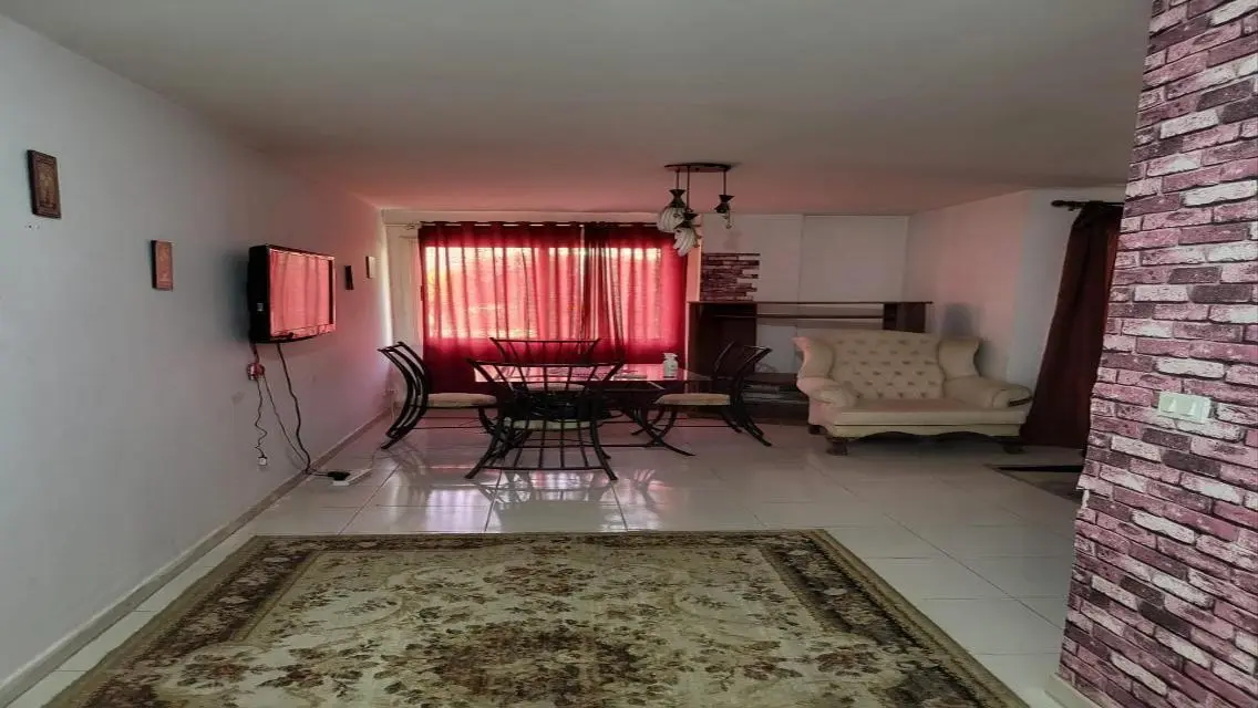 Luxury Apartment in Beit Haroun with Private Garden