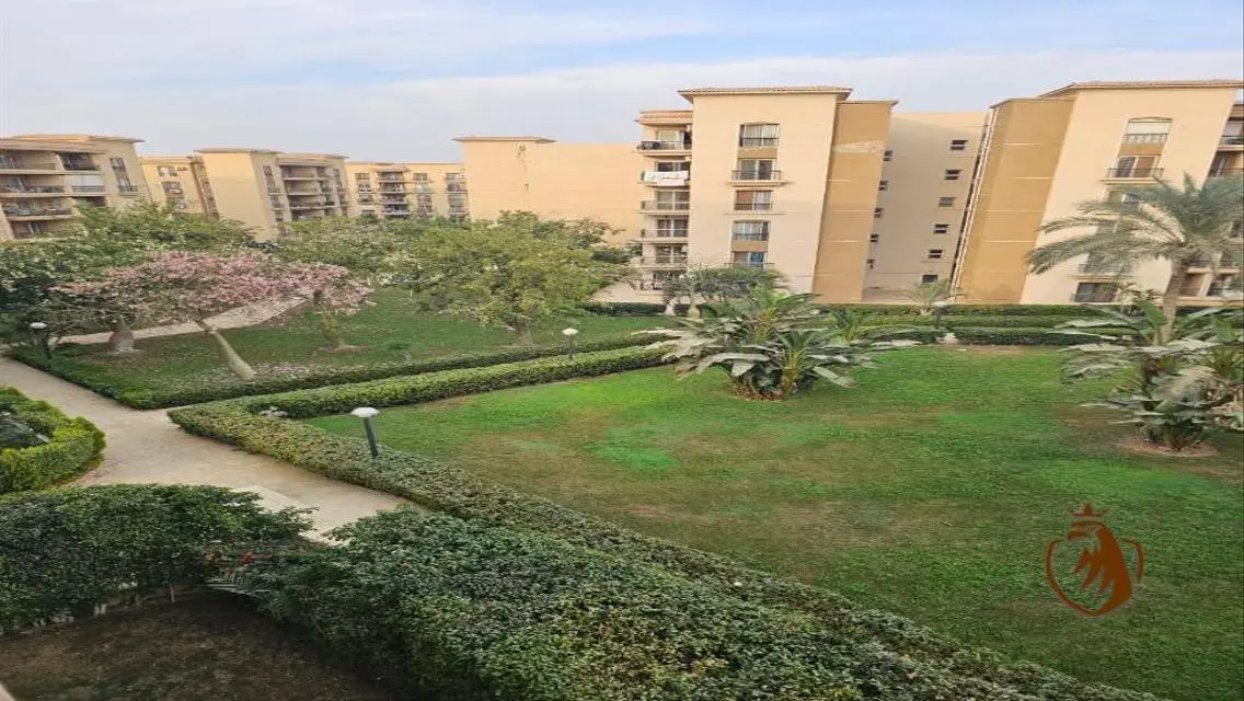 Stunning Apartment for Sale in Rehab City