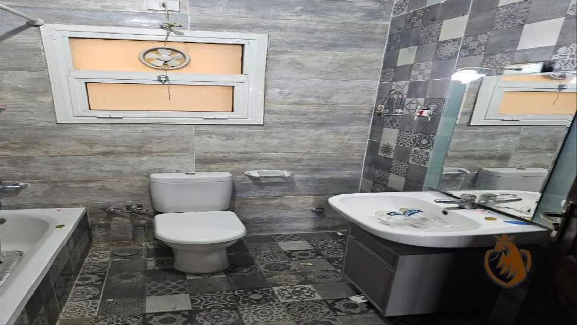 Stunning Apartment for Sale in Rehab City
