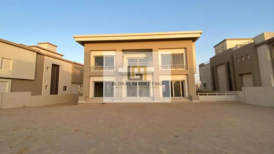 Prime Location Property - 5.5 Rooms for Sale
