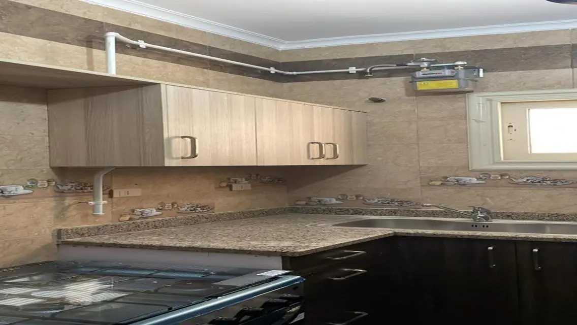 شقة فاخرة مع غرفة دراسة في قلب المدينة