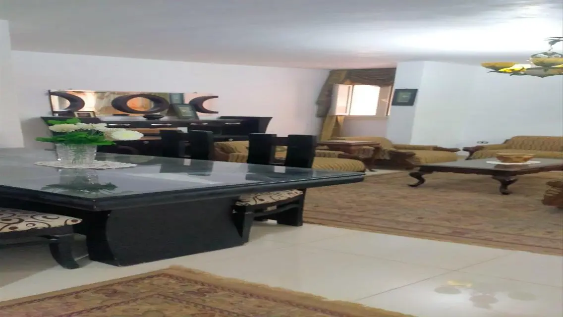 بيت للإيجار في منطقة مميزة