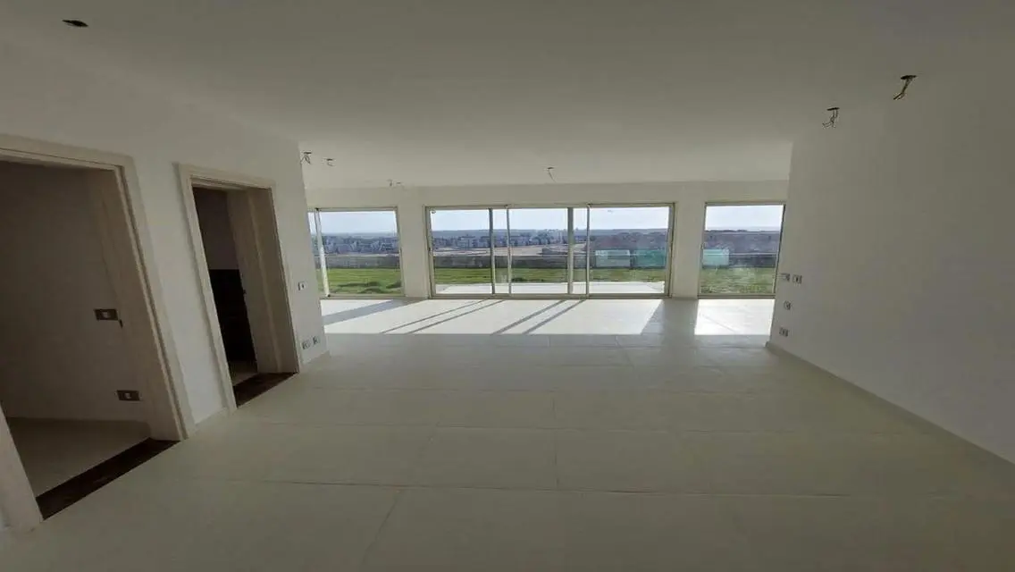 Luxury Villa - 17181855