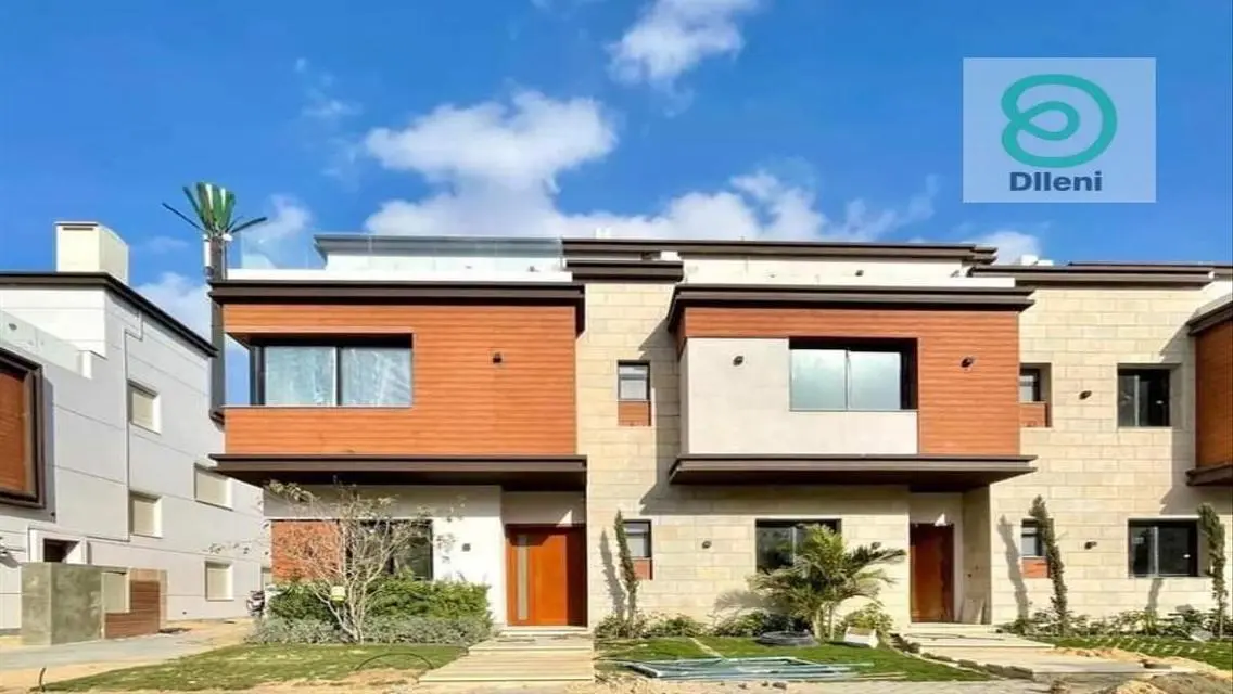 Luxury Villa with Spacious Area and Stunning Lake View