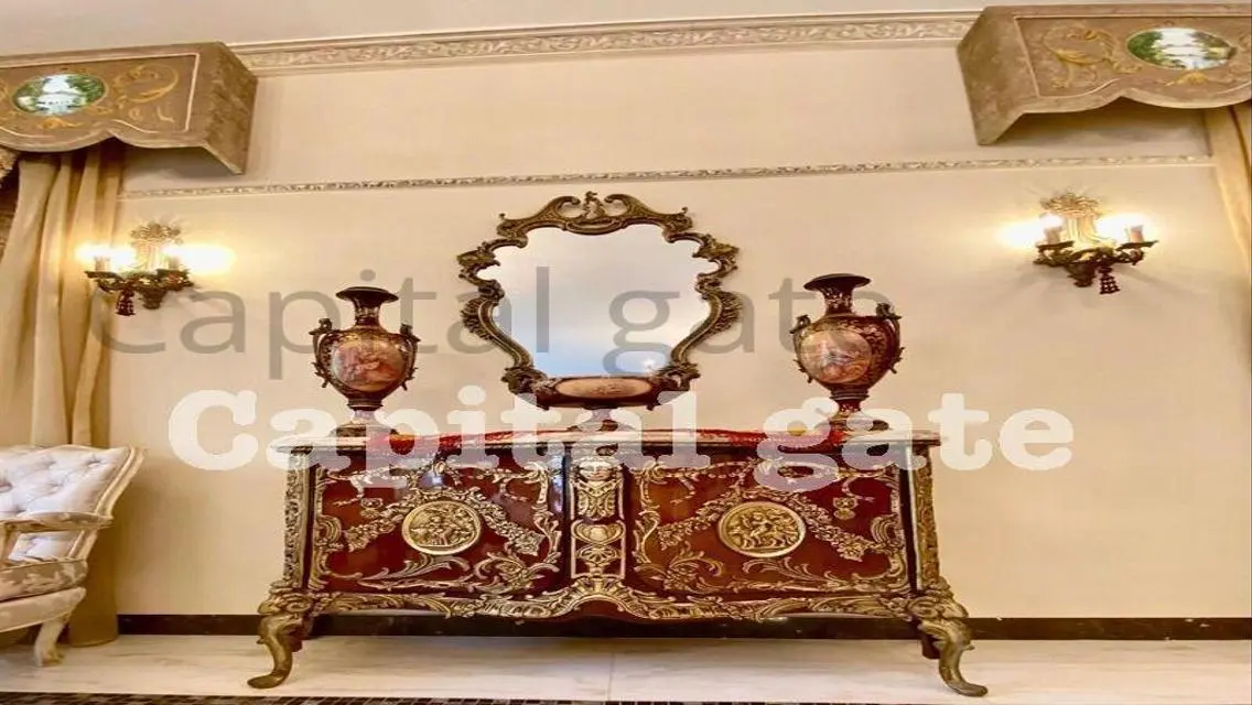 فيلا فاخرة للبيع بمساحة 800 متر