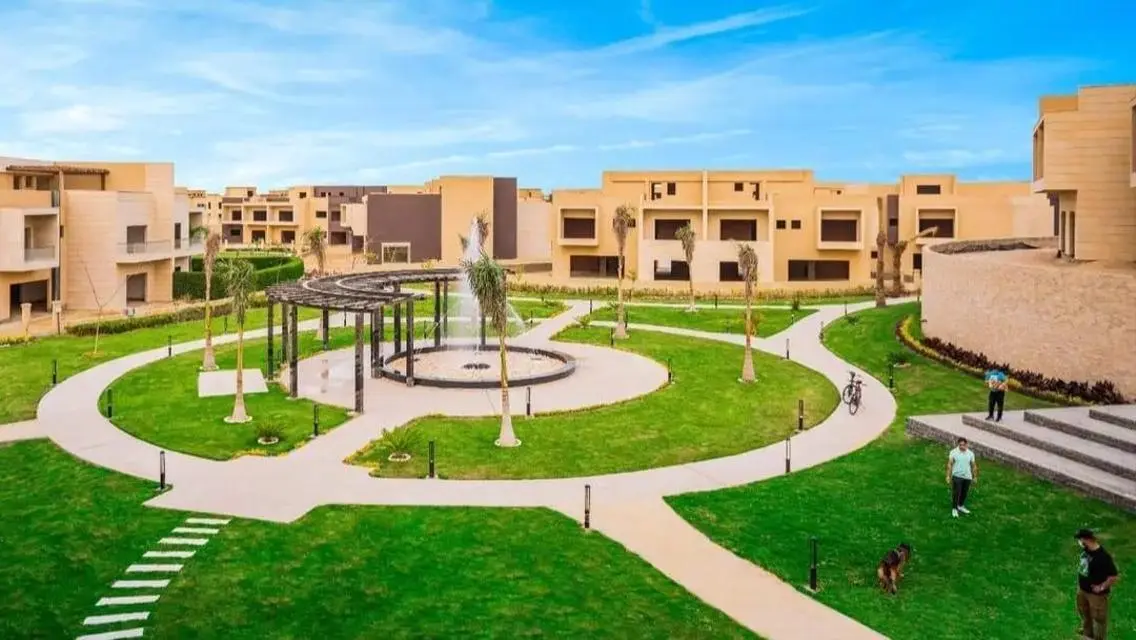 شقة فاخرة بمساحة 290 متر مع إطلالة على البحيرات