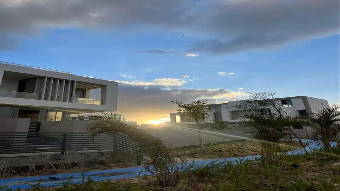 Luxury Apartment with Maid and Study Rooms