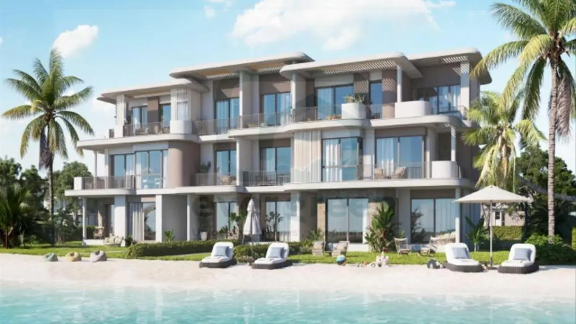 Luxurious Apartment with Spacious Layout
