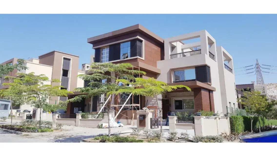 Luxury Villa with Private Garden and Maid's Room for Sale