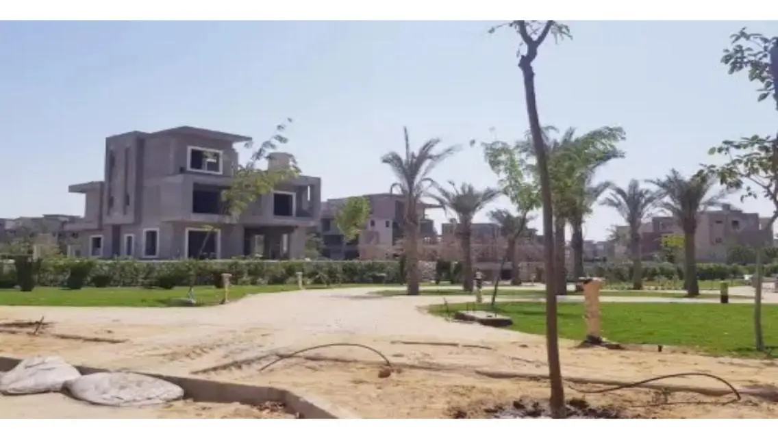 Luxury Villa with Private Garden and Maid's Room for Sale