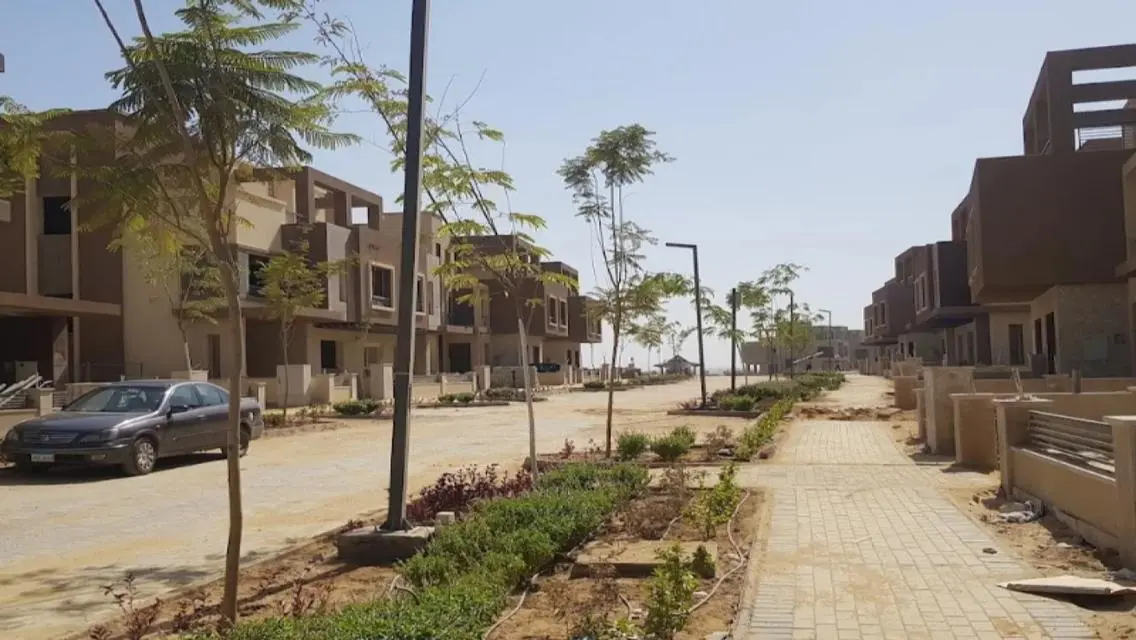 Luxury Villa with Private Garden and Maid's Room for Sale